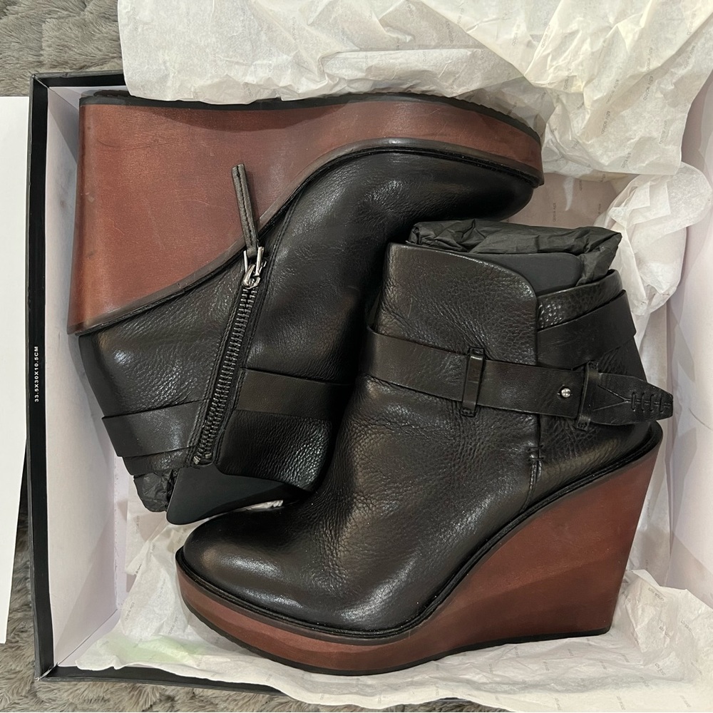 Dolce Vita Colie black booties with brown wedge size 10